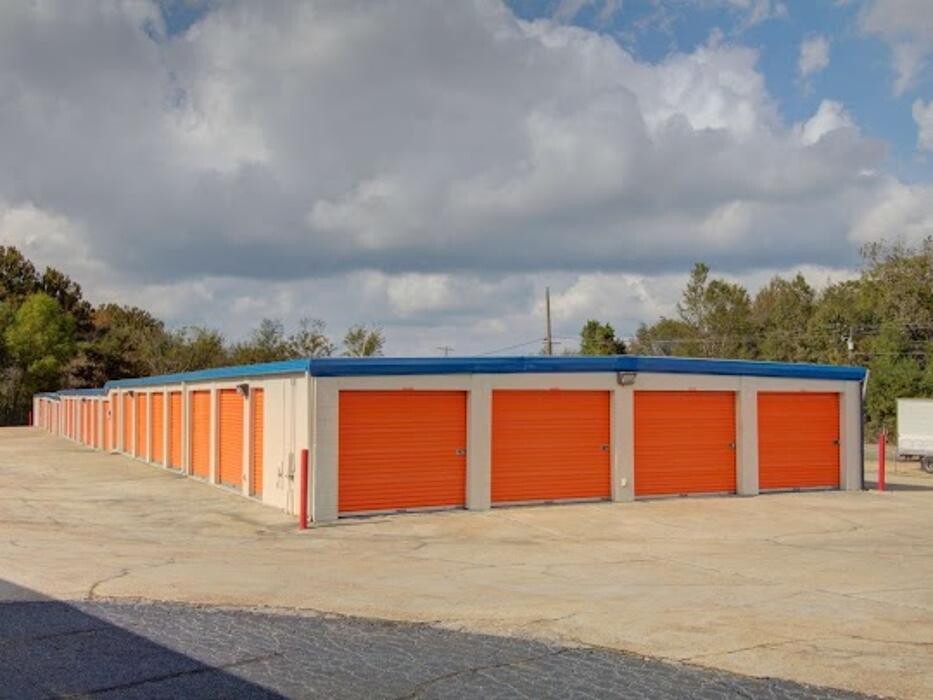 Images StorageMax Metro Center