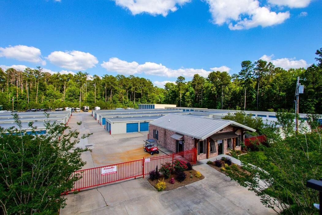Images StorageMax Grants Crossing