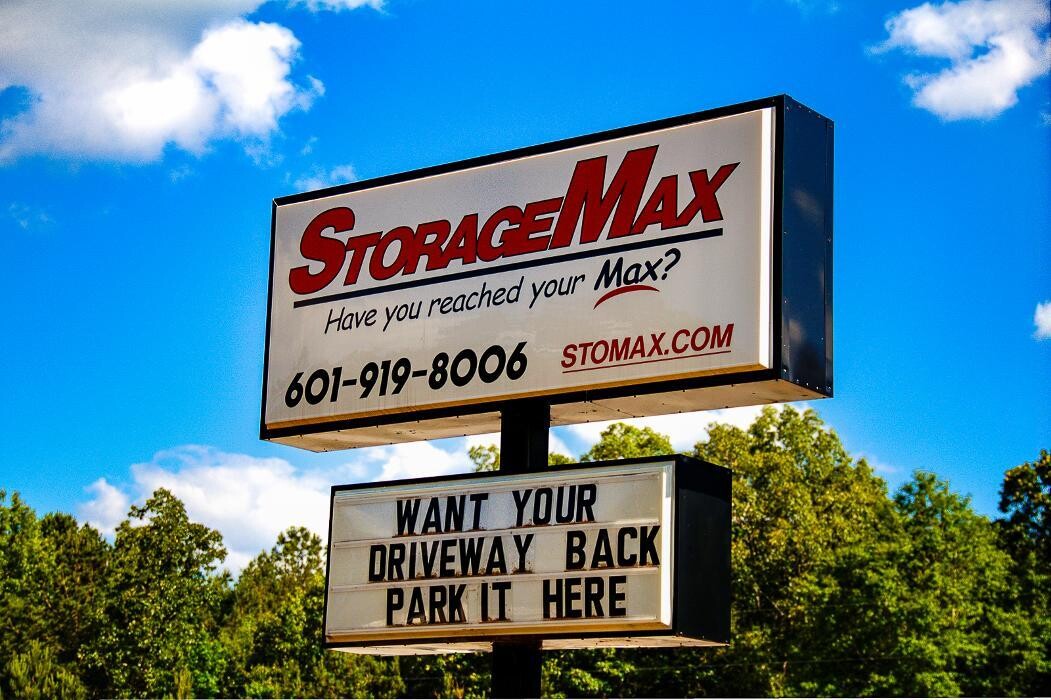 Images StorageMax Grants Crossing
