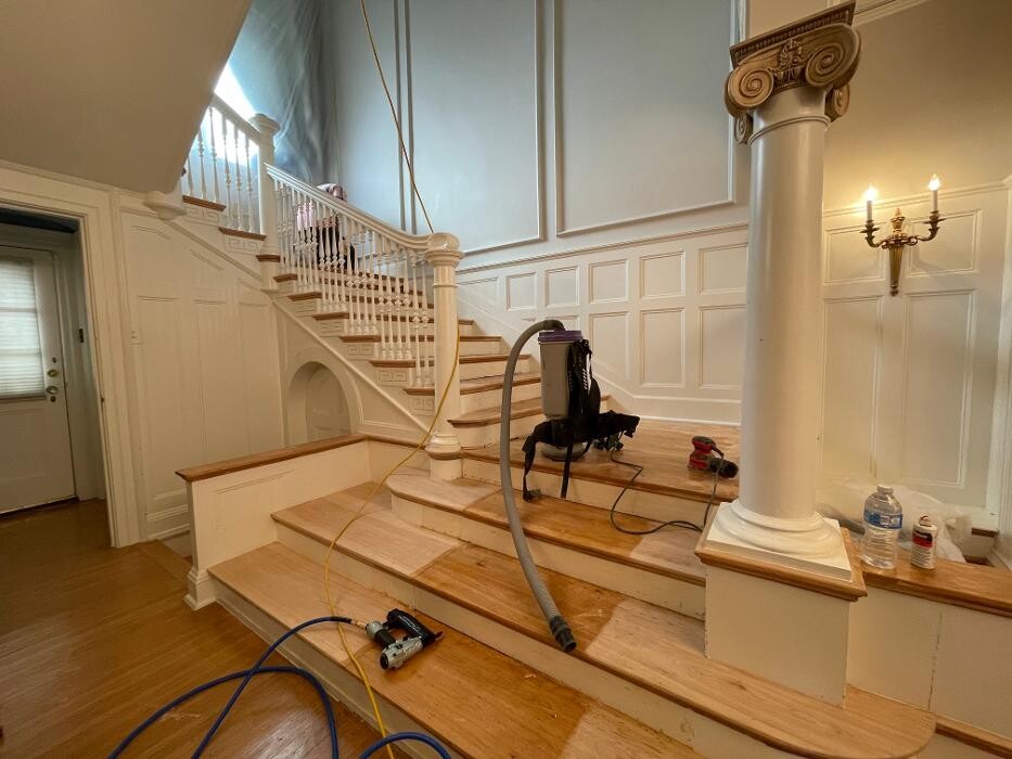 Images Walnut Hardwood LLC