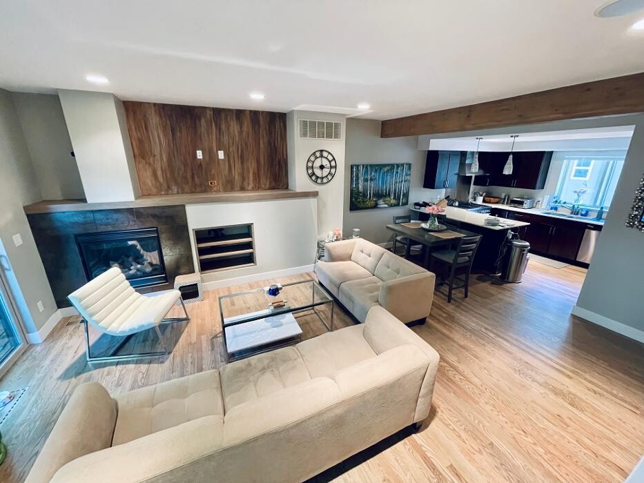 Images Walnut Hardwood LLC