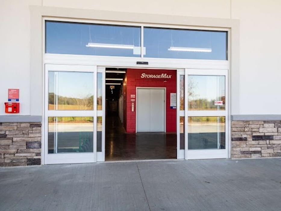 Images StorageMax Germantown