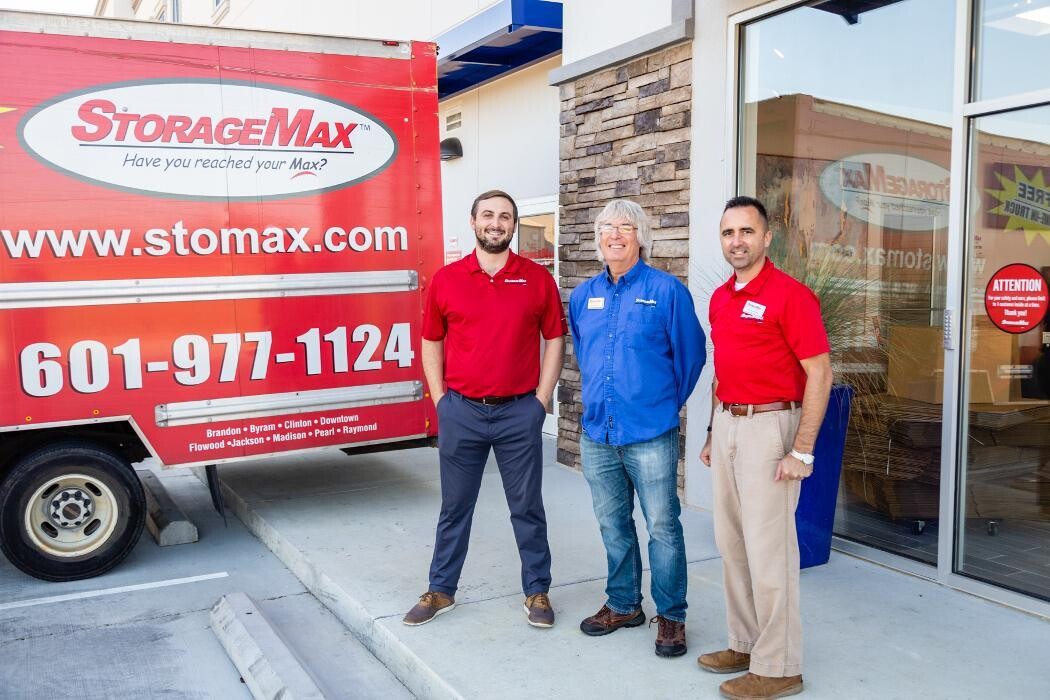 Images StorageMax Germantown