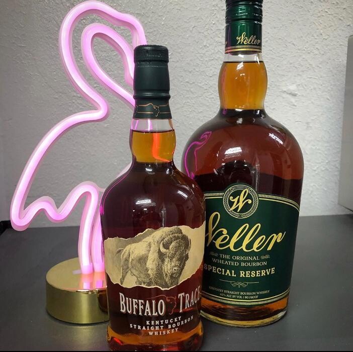 Images Flamingo Liquor