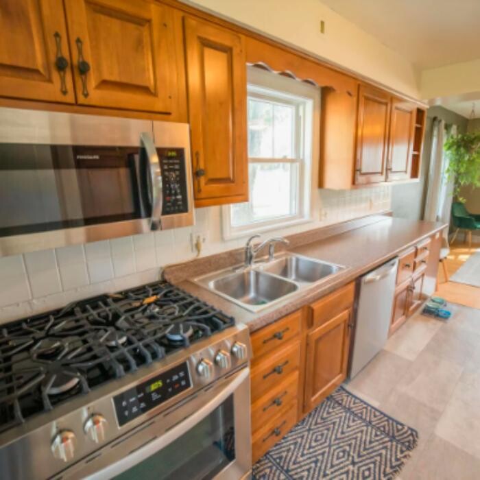 Images Robinson Realty Company