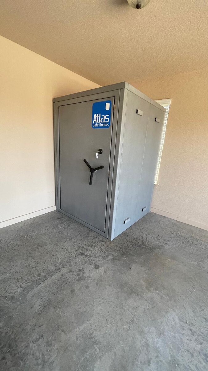 Images Atlas Safe Rooms Joplin Showroom