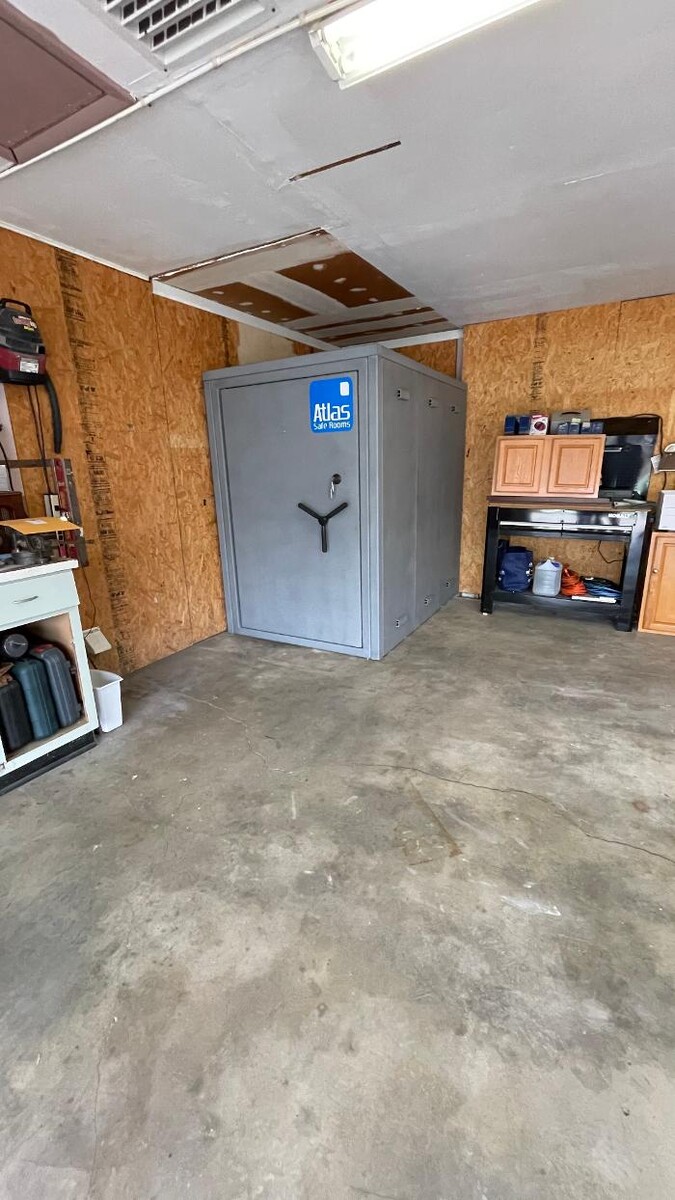 Images Atlas Safe Rooms Joplin Showroom