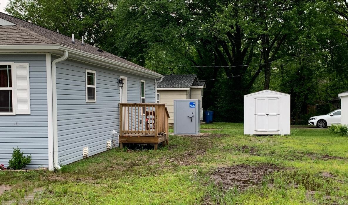 Images Atlas Safe Rooms Joplin Showroom