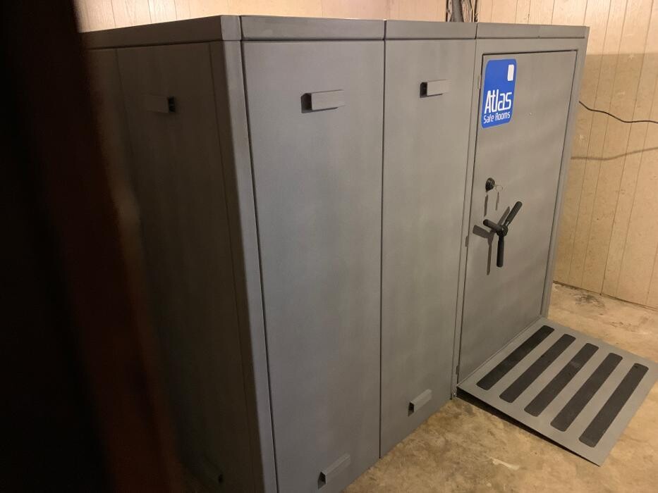 Images Atlas Safe Rooms Joplin Showroom