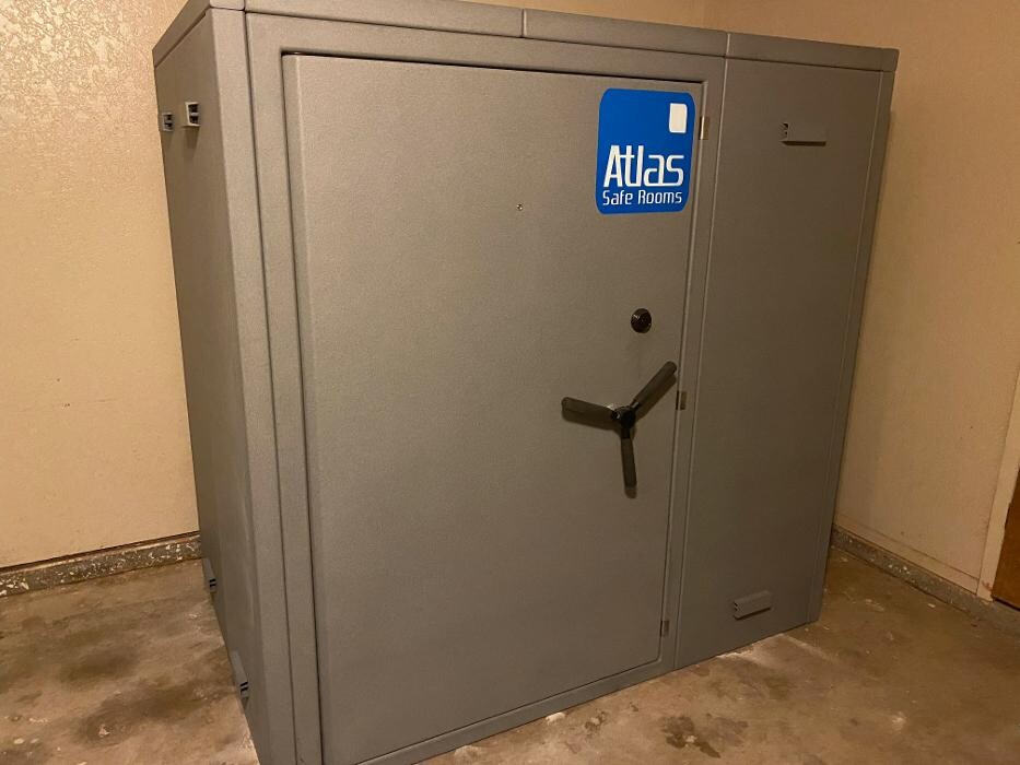 Images Atlas Safe Rooms Joplin Showroom