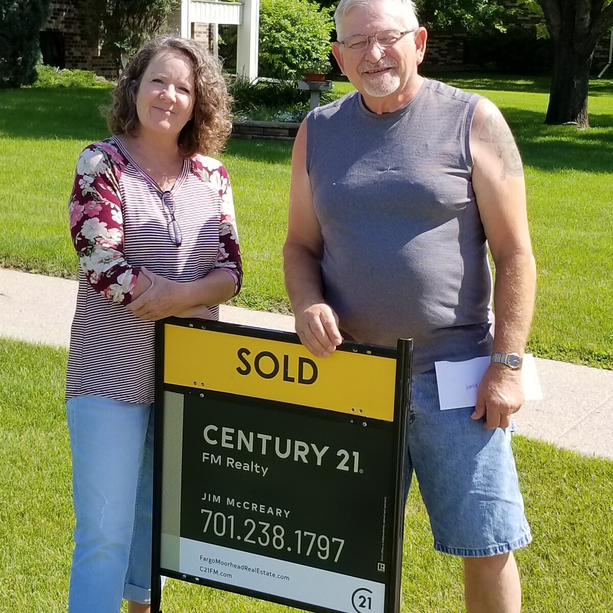 Images Jim McCreary, Century 21 FM Realty