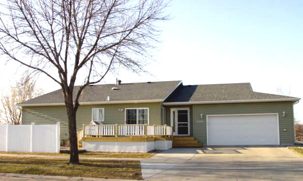 Images Jim McCreary, Century 21 FM Realty