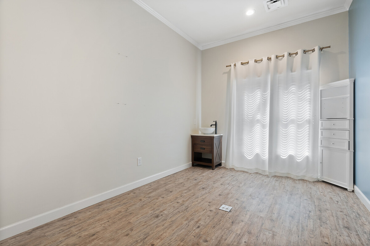 Images Renee Harrington, Realtor w/ Cope & Associates Realty & Auction