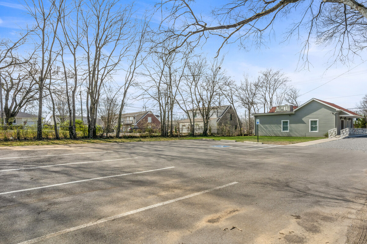 Images Renee Harrington, Realtor w/ Cope & Associates Realty & Auction