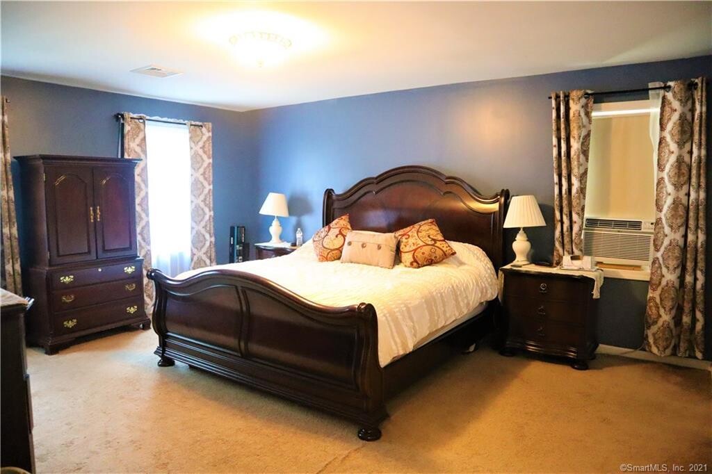 Images Marta Lisowska Realtor Keller Williams Legacy Partners