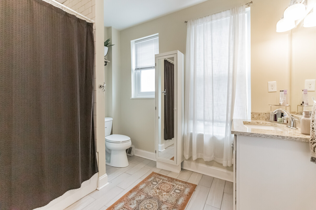 Images Jane Maslowski Real Estate