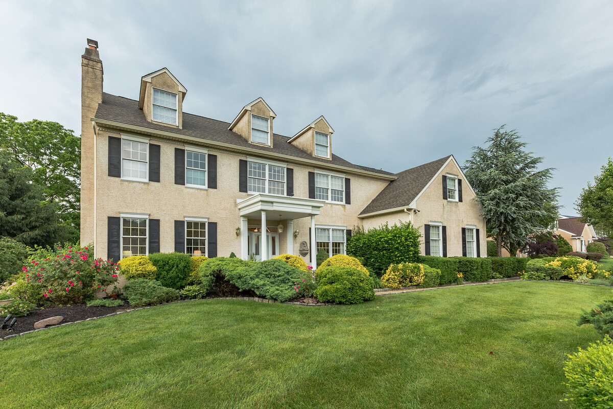 Images Jane Maslowski Real Estate