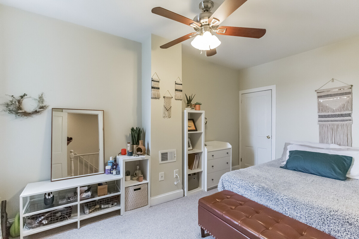 Images Jane Maslowski Real Estate