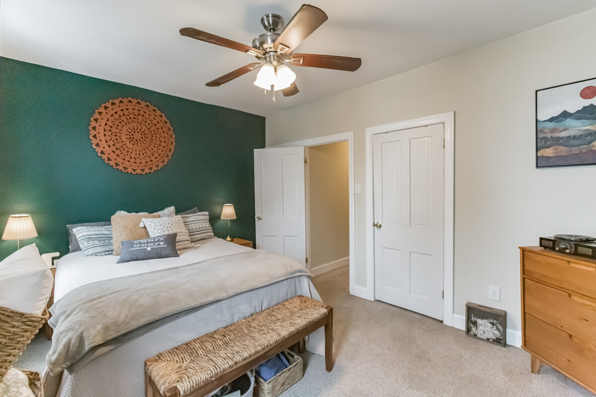 Images Jane Maslowski Real Estate