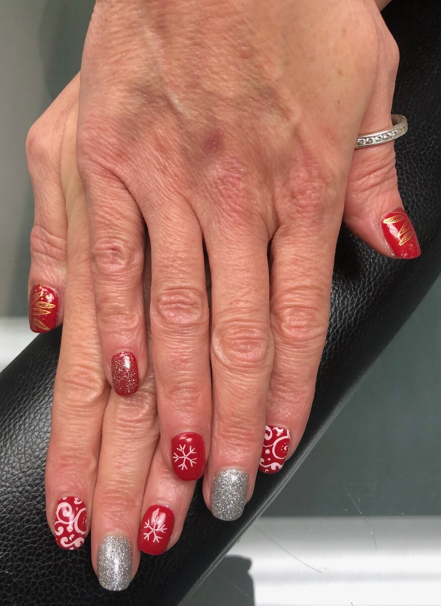 Images Chipped And Cracked Nail Lounge