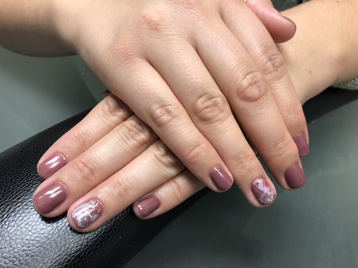 Images Chipped And Cracked Nail Lounge