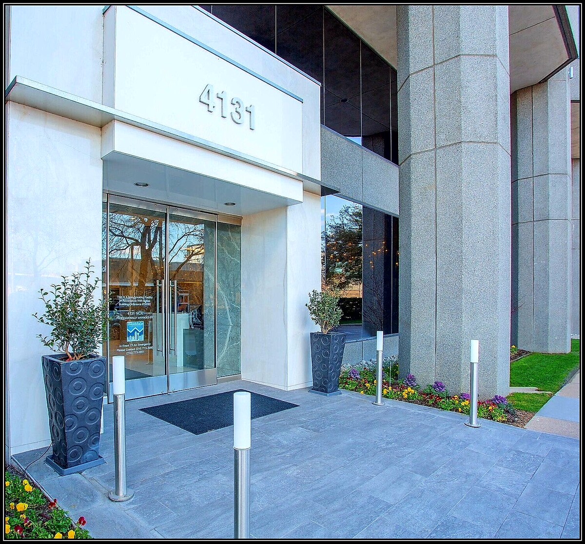 Images DLG REALTY ADVISORS