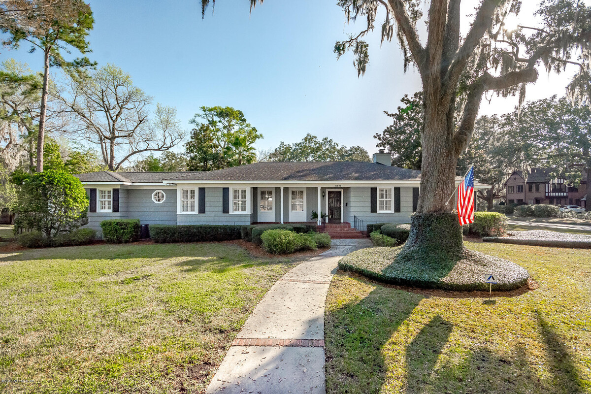 Images Compass Real Estate, Erin E King MBA, Realtor