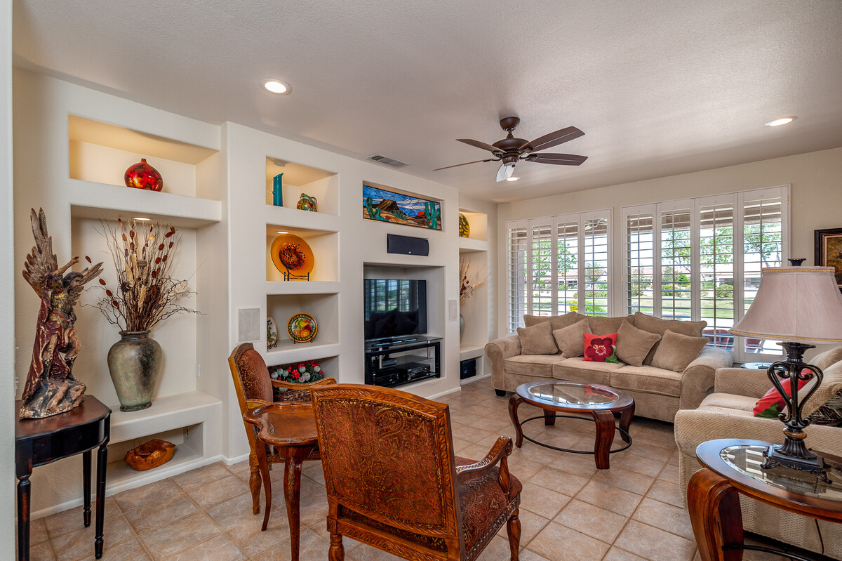 Images Jim Braun at Coldwell Banker Realty