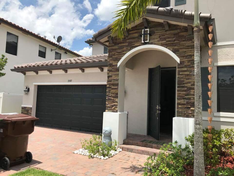 Images BG Rain Gutter Corp