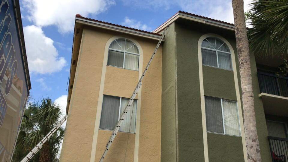 Images BG Rain Gutter Corp