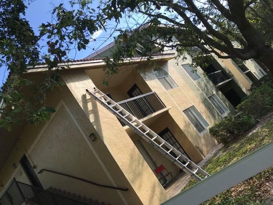 Images BG Rain Gutter Corp