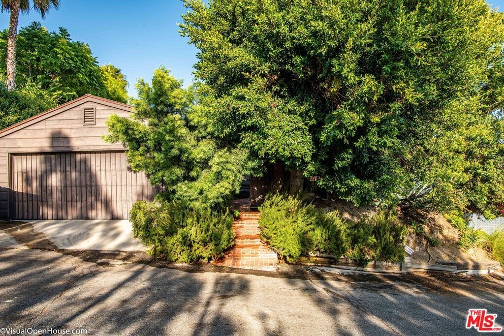 Images Sean Dye Real Estate - Keller Williams Beverly Hills