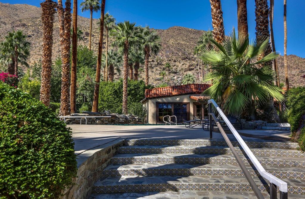 Images Sean Dye Real Estate - Keller Williams Beverly Hills