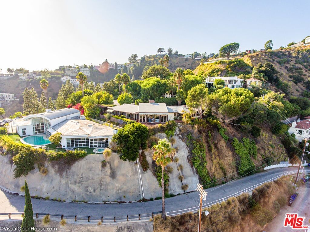 Images Sean Dye Real Estate - Keller Williams Beverly Hills