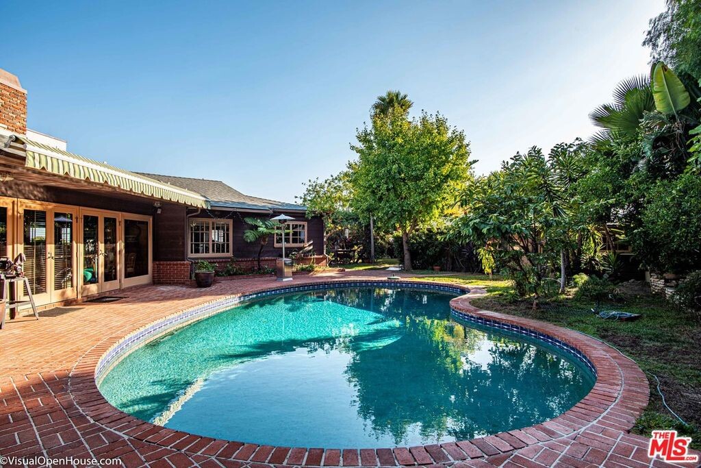 Images Sean Dye Real Estate - Keller Williams Beverly Hills