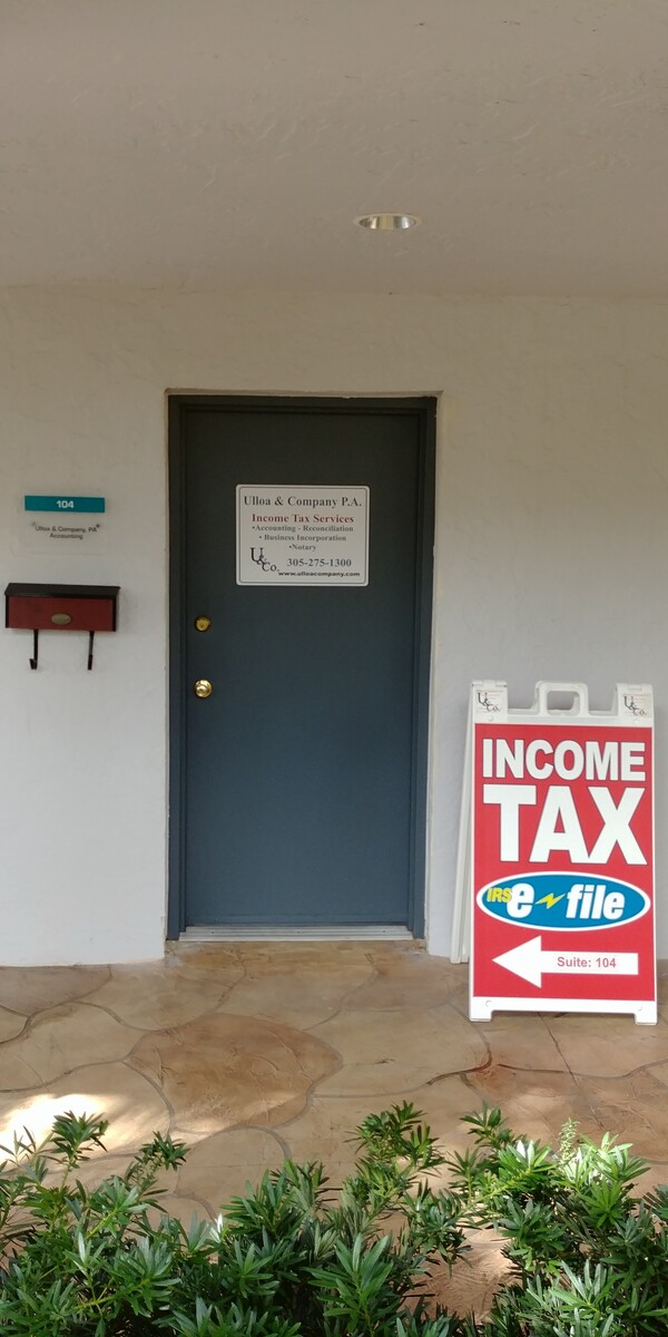 Images Ulloa & Company P.A. Accounting & Tax Services