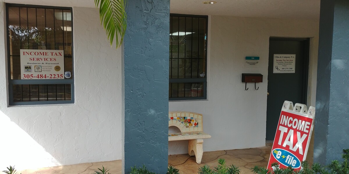 Images Ulloa & Company P.A. Accounting & Tax Services