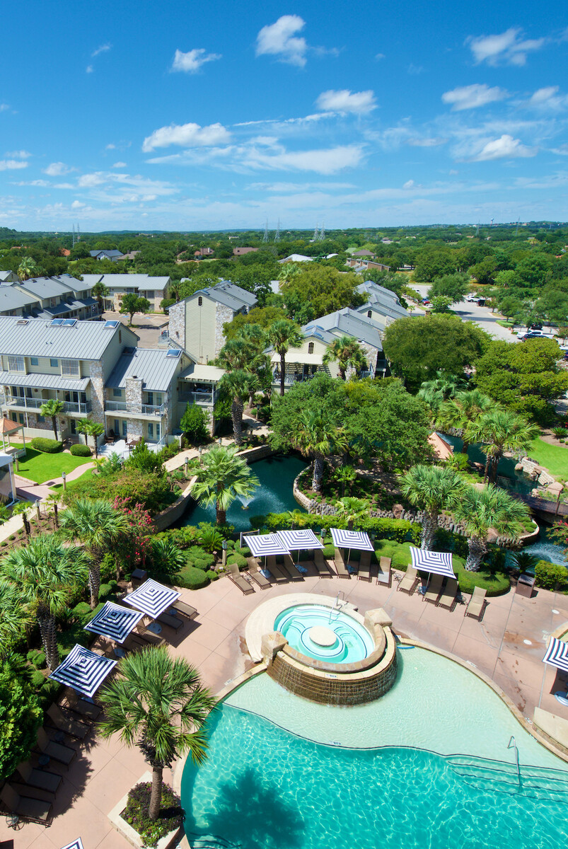 Images Judy Nissen, Horseshoe Bay Resort Realty