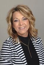 Images Sheila Scott with Cressy & Everett Real Estate