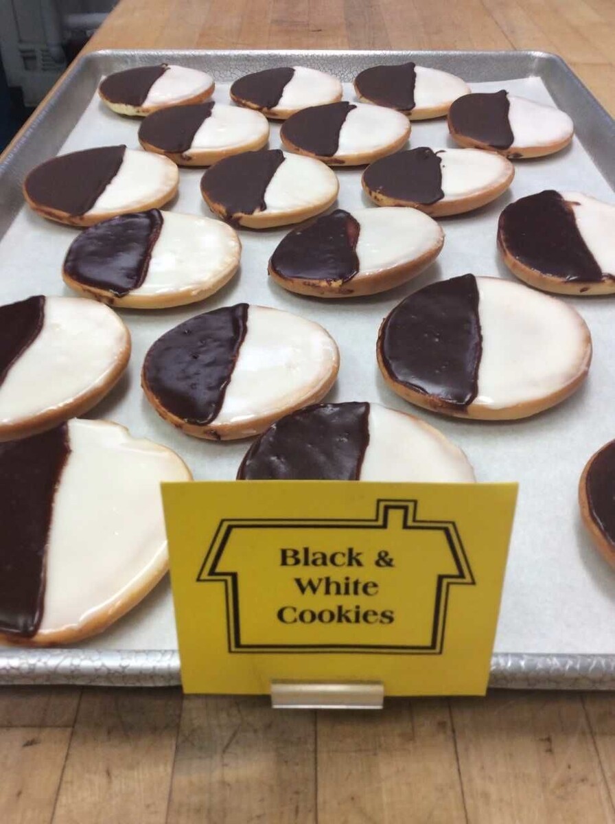 Images Yellow Cottage Deli & Bakery