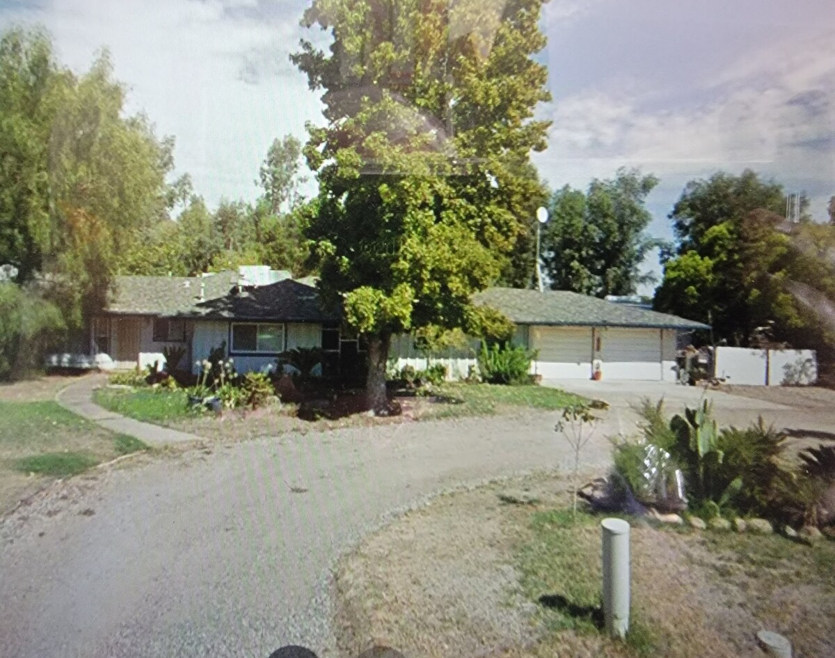 Images Guarantee Real Estate - Dale Beshansky