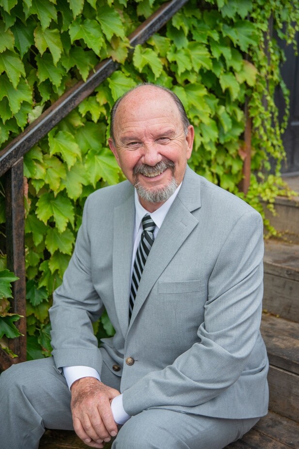 Images Rick Clark- Berkshire Hathaway, Michigan Real Estate