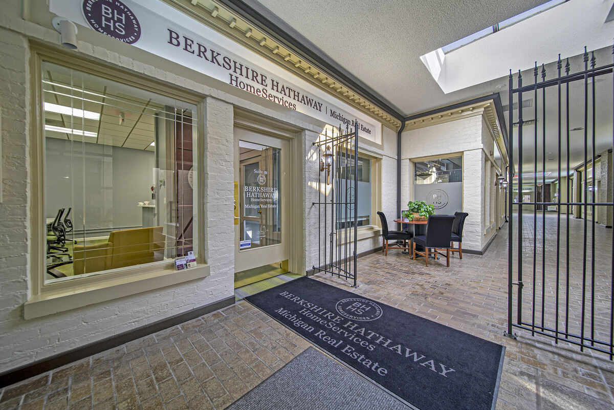 Images Rick Clark- Berkshire Hathaway, Michigan Real Estate