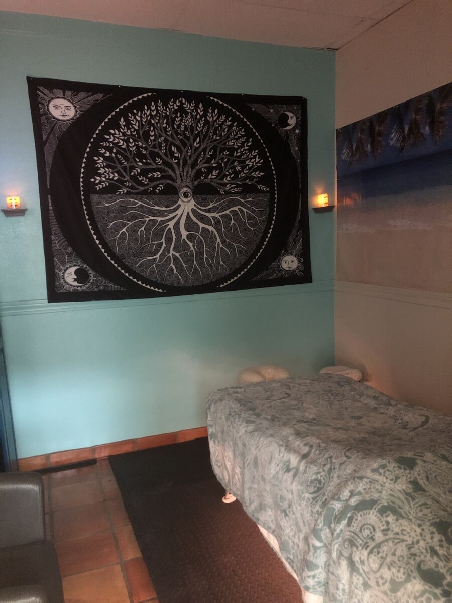 Images Lisa's Relaxing Massage