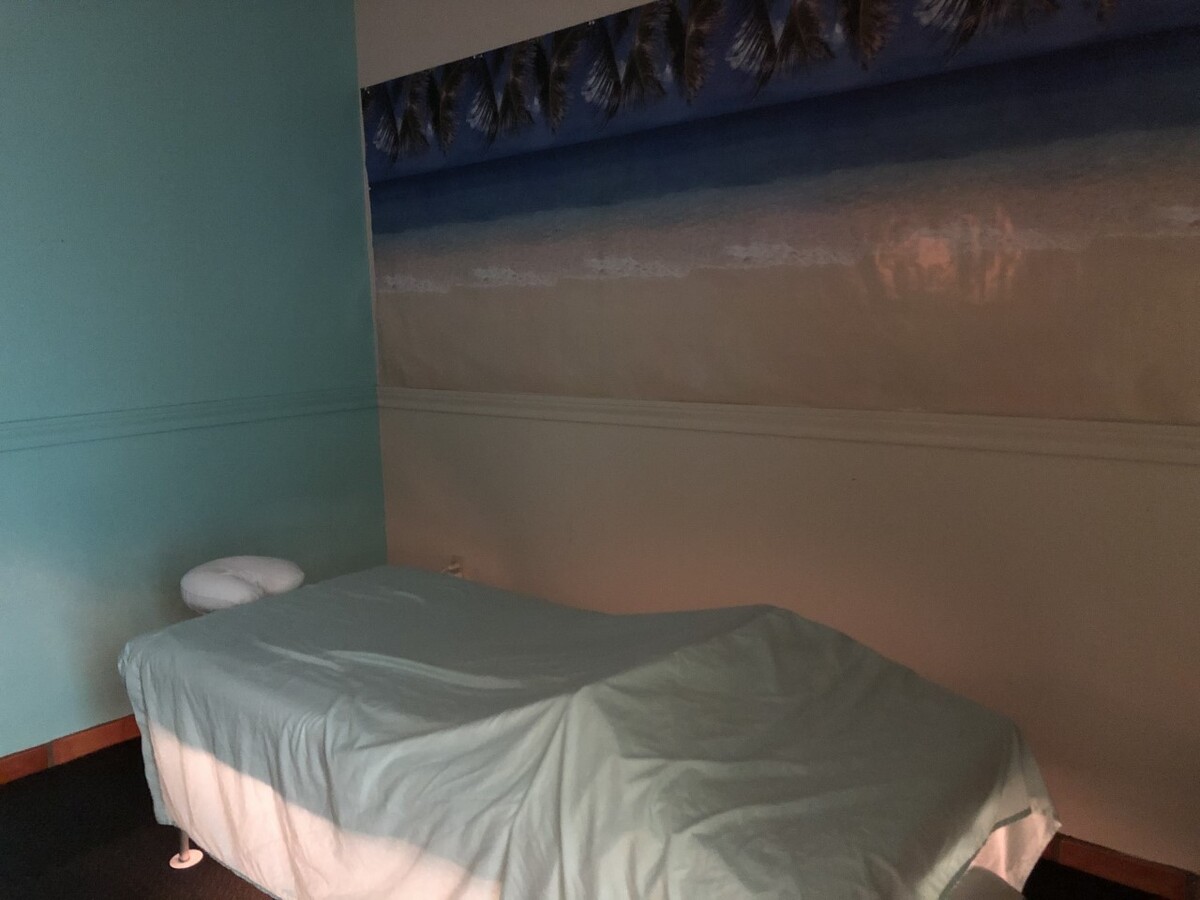 Images Lisa's Relaxing Massage