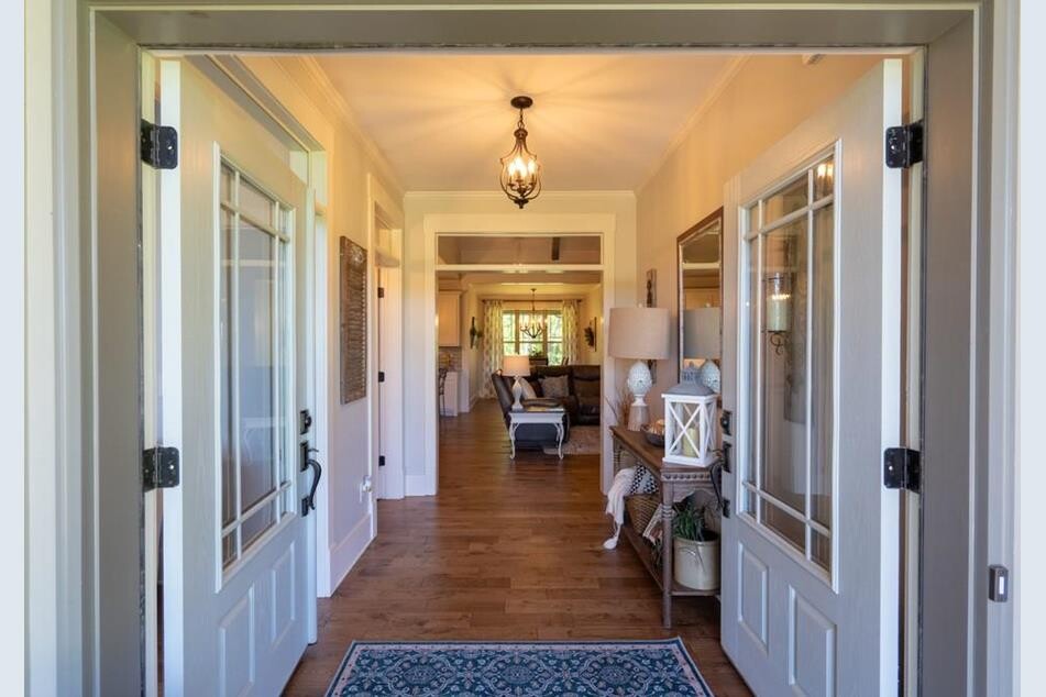 Images Rena Waples Your Local Coldwell Banker Realtor