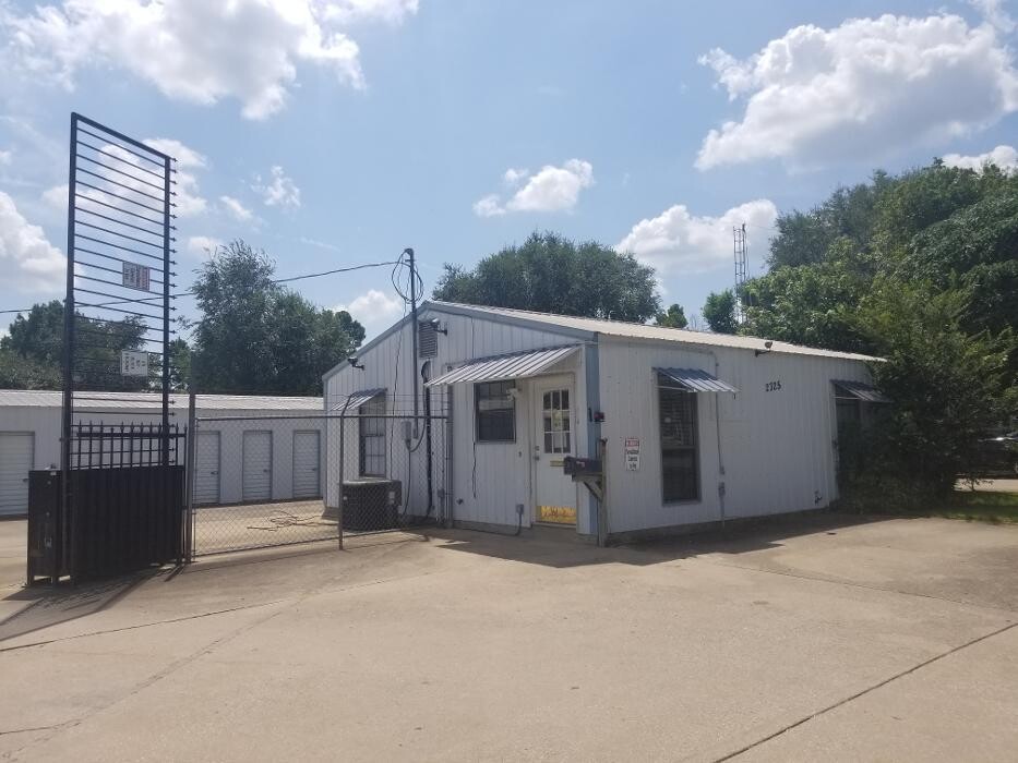 Images Superior Storage - Shady Grove