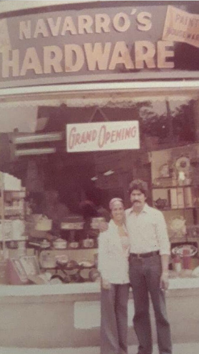Images Navarro's Hardware Store