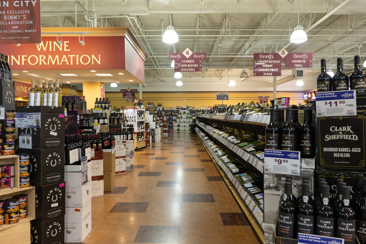 Images Binny's Beverage Depot - Algonquin