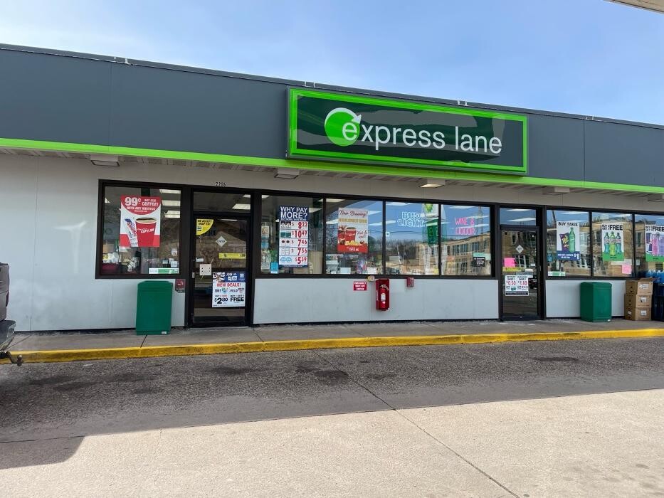 Images CoinFlip Bitcoin ATM - Express Lane # 9514 (Eau Claire)